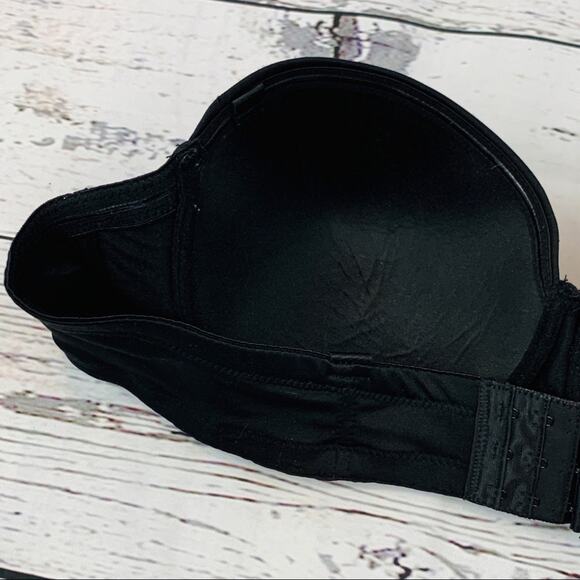 Black strapless underwire bra - Picture 5 of 10